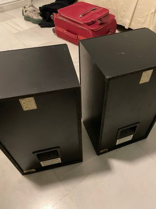 Altavoces Grundig BOX 335E Negros