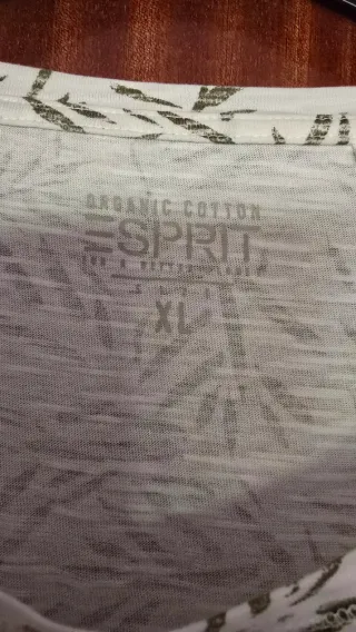 Camiseta Esprit Estampado Hojas Verde Talla XL