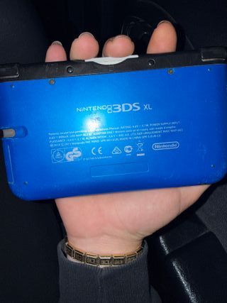 Nintendo 3DS XL Negra con juegos