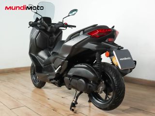YAMAHA X-MAX 125