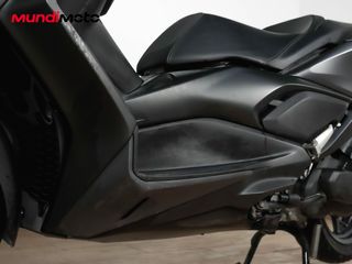 YAMAHA X-MAX 125