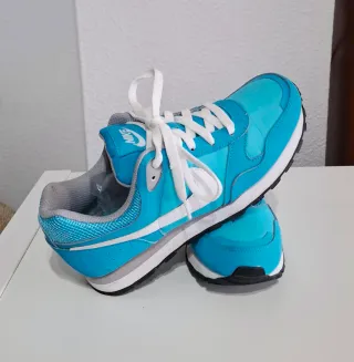 Deportivas Nike Azul/Turquesa Talla 38.5
