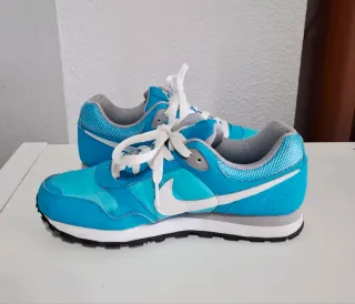 Deportivas Nike Azul/Turquesa Talla 38.5