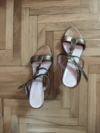 Sandalias Elia Bruni Doradas