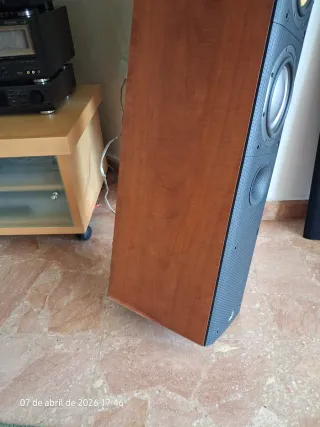 Altavoces Bowers & Wilkins DM603 S3