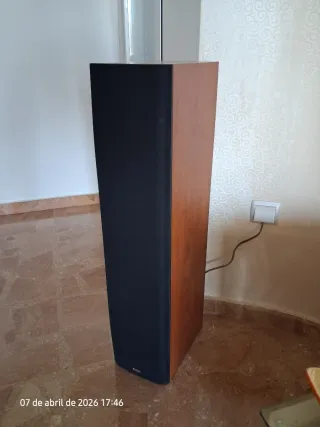 Altavoces Bowers & Wilkins DM603 S3