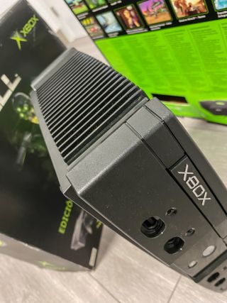 Xbox Edición Limitada Halo + Cajas