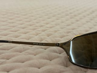 Gafas de sol Prada doradas