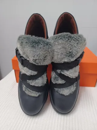 Botines Hispanitas Piel Negro y Gris