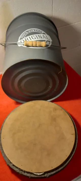 Sgabello Bidone Vintage Tessuto Metallo Legno