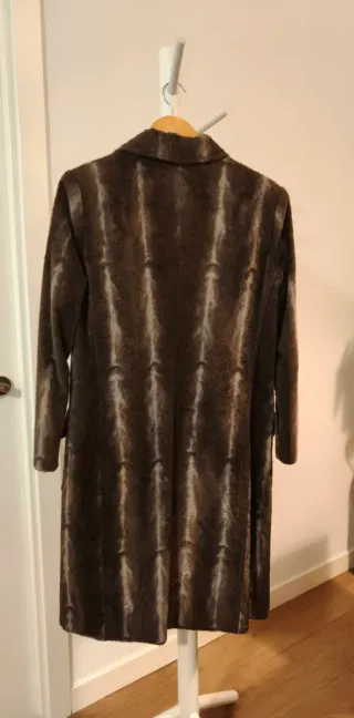 Abrigo moderno print Ángel Schlesser