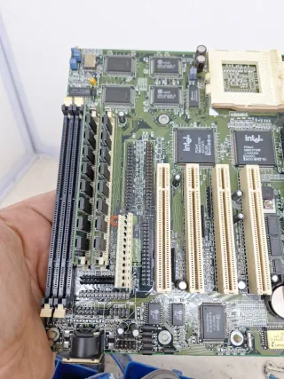 Placa Base Intel Antigua