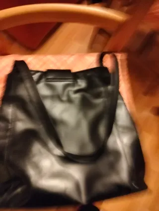 Borsetta nera in pelle e camoscio