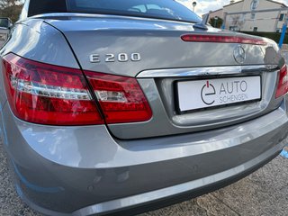 Mercedes-Benz E 200 Cabrio AMG · Muy cuidado