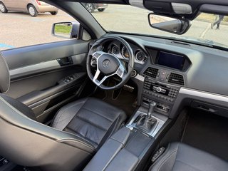 Mercedes-Benz E 200 Cabrio AMG · Muy cuidado