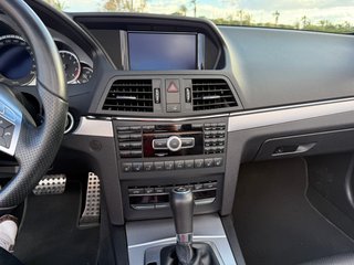 Mercedes-Benz E 200 Cabrio AMG · Muy cuidado