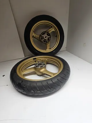 Juego Ruedas Suzuki GSXF600 88-95