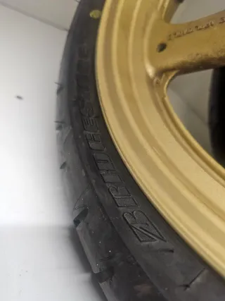 Juego Ruedas Suzuki GSXF600 88-95