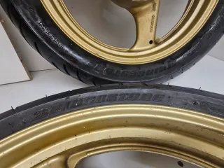 Juego Ruedas Suzuki GSXF600 88-95