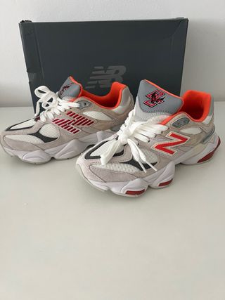 New Balance 9060 'Boston College' Beige/Naranja