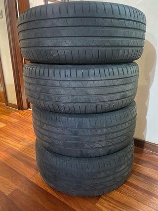 Juego 4 llantas originales Hyundai 16” + neumático