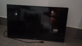 Televisor Negro qlive