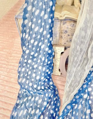 Pashmina Estampada Mujer Azul y Blanco