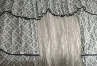 EDREDÓN CORTINAS LÁMPARAS MESITAS