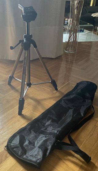 Trípode SLIK U8000 con funda