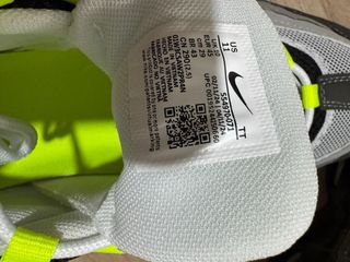 Nike Air Max 95 Gris y Amarillo