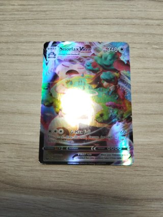 Carta Pokémon Snorlax VMAX 142/202