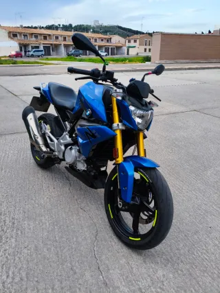 BMW G 310 R