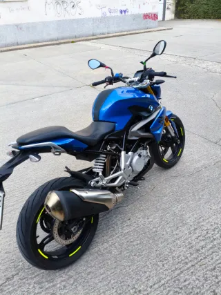 BMW G 310 R