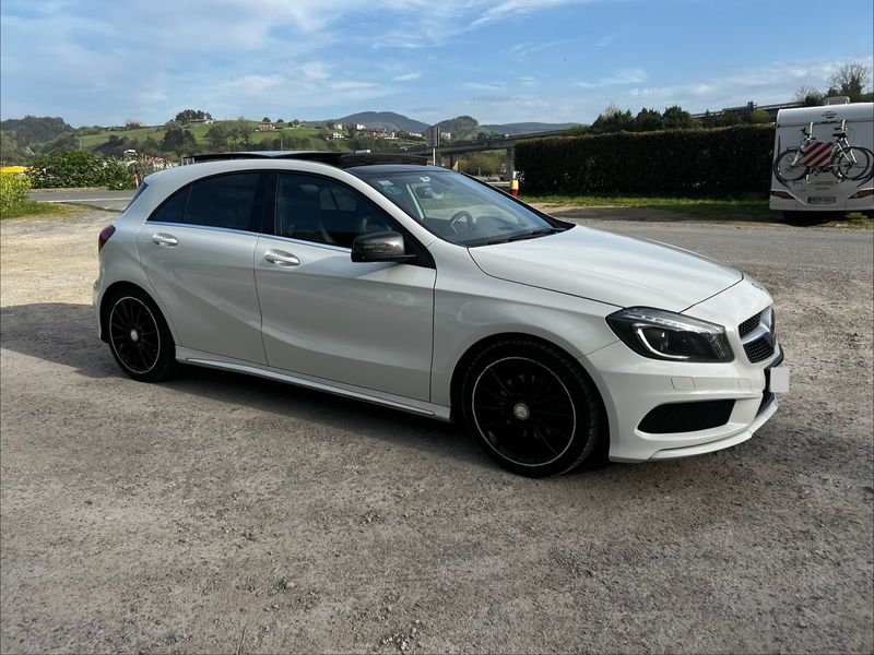 Mercedes-Benz Clase A 200d AMG + Techo - foto 1