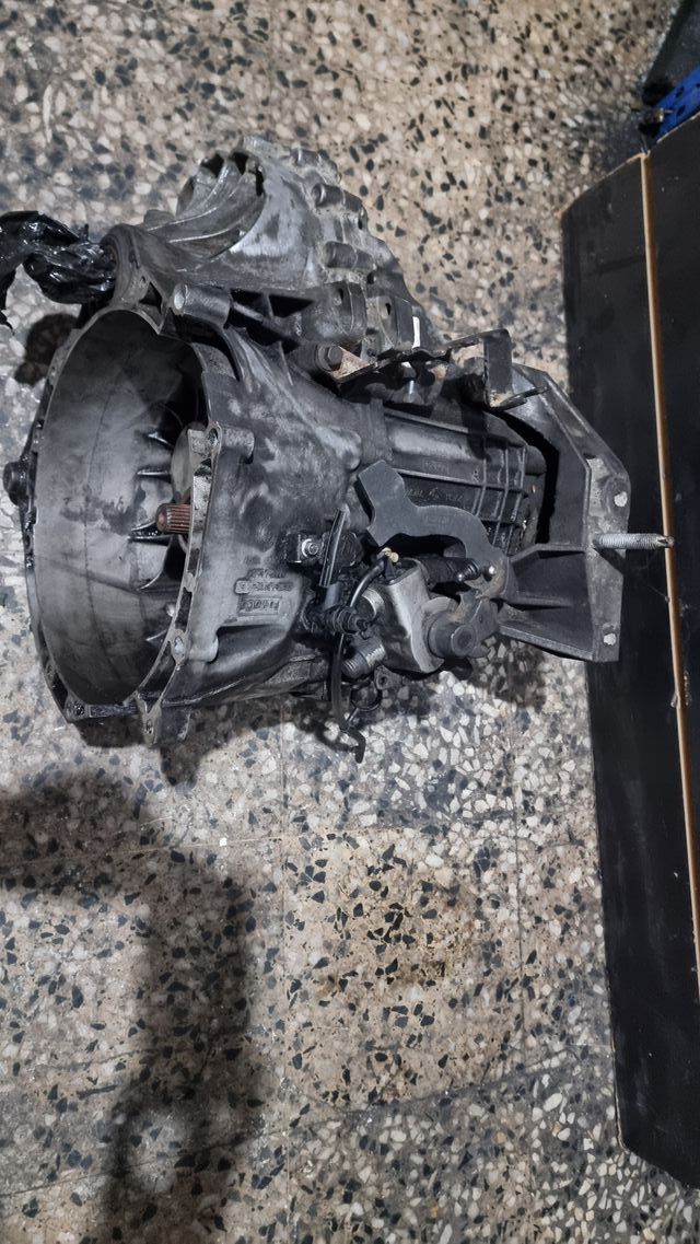 Caja de Cambios Ford Transit 2.2 TDCI CC1R7002AD