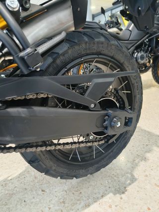 Cubre Cadena Voge 625 DSX