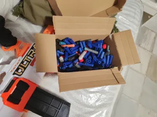 Lote Pistolas Nerf y Accesorios