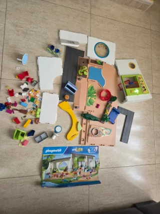 Playmobil My Life 71601 - 182 piezas