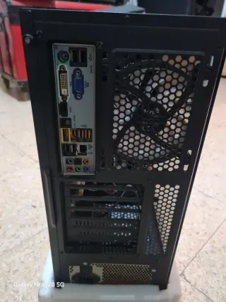 Caja PC Gamer Aero Cool para Repuesto