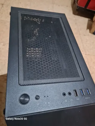 Caja PC Gamer Aero Cool para Repuesto