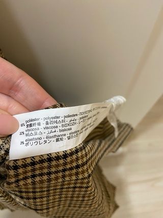 Falda midi Zara cuadros beige y marrón