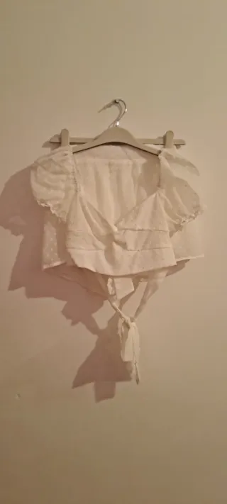 Shein Top Crop Blanco con Pantalón Talla XS