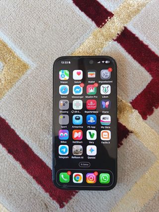 iPhone 15 Pro Nero