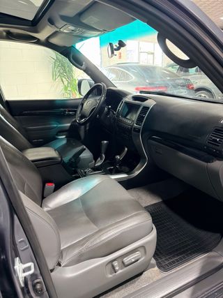 Toyota Land Cruiser 2007