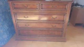 Dormitorio mesitas, cómoda, cabezal, espejo