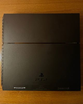 PS4 500GB + 3 juegos | Mando impecable