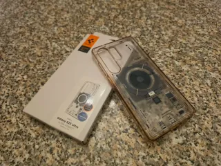 Spigen Cover Ultra Hybrid MagFit S25 Ultra