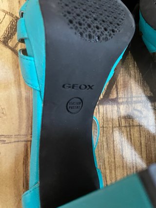 Nuevas Sandalias GEOX Piel Turquesa Tacón 38