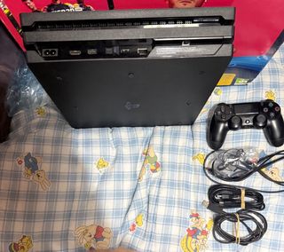 PS4 Pro 1TB + EA FC 24