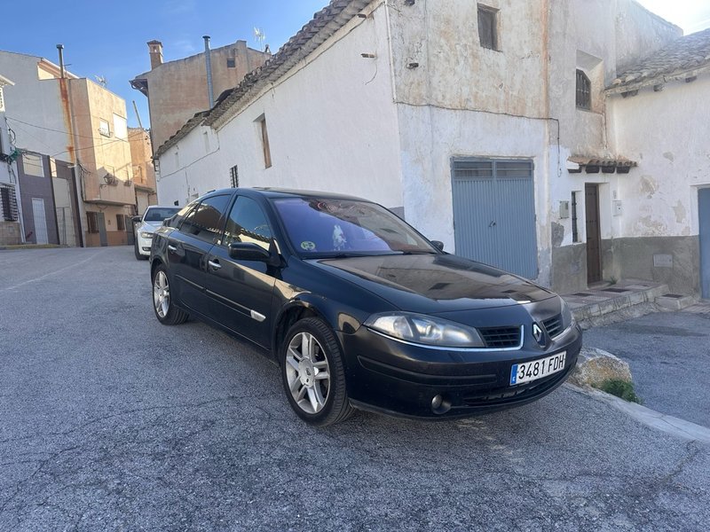 Renault Laguna 2006 - foto 1